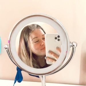 Meet your Posher, Ava